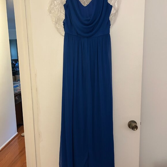 David's Bridal Bridesmaid dress - Picture 2 of 4